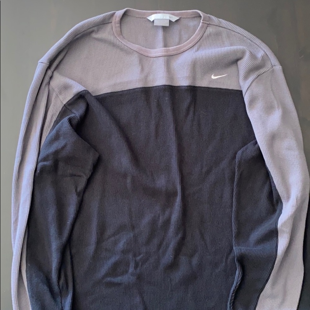Nike Long-Sleeve Shirt - XL